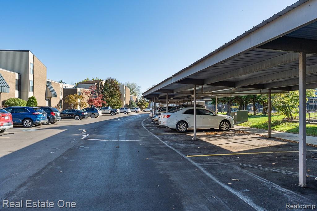 21 Dickinson Street F