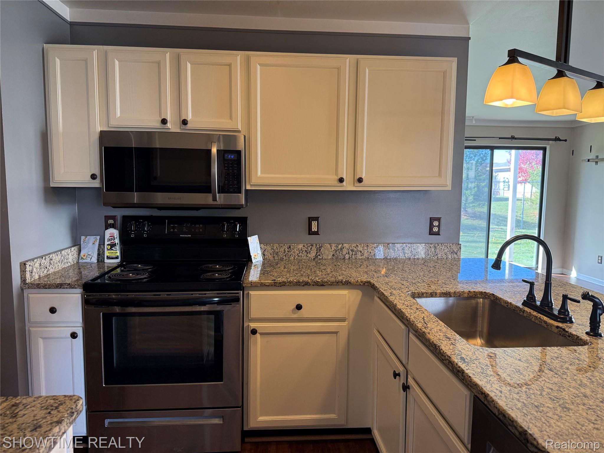 30537 HIDDEN PINES Lane