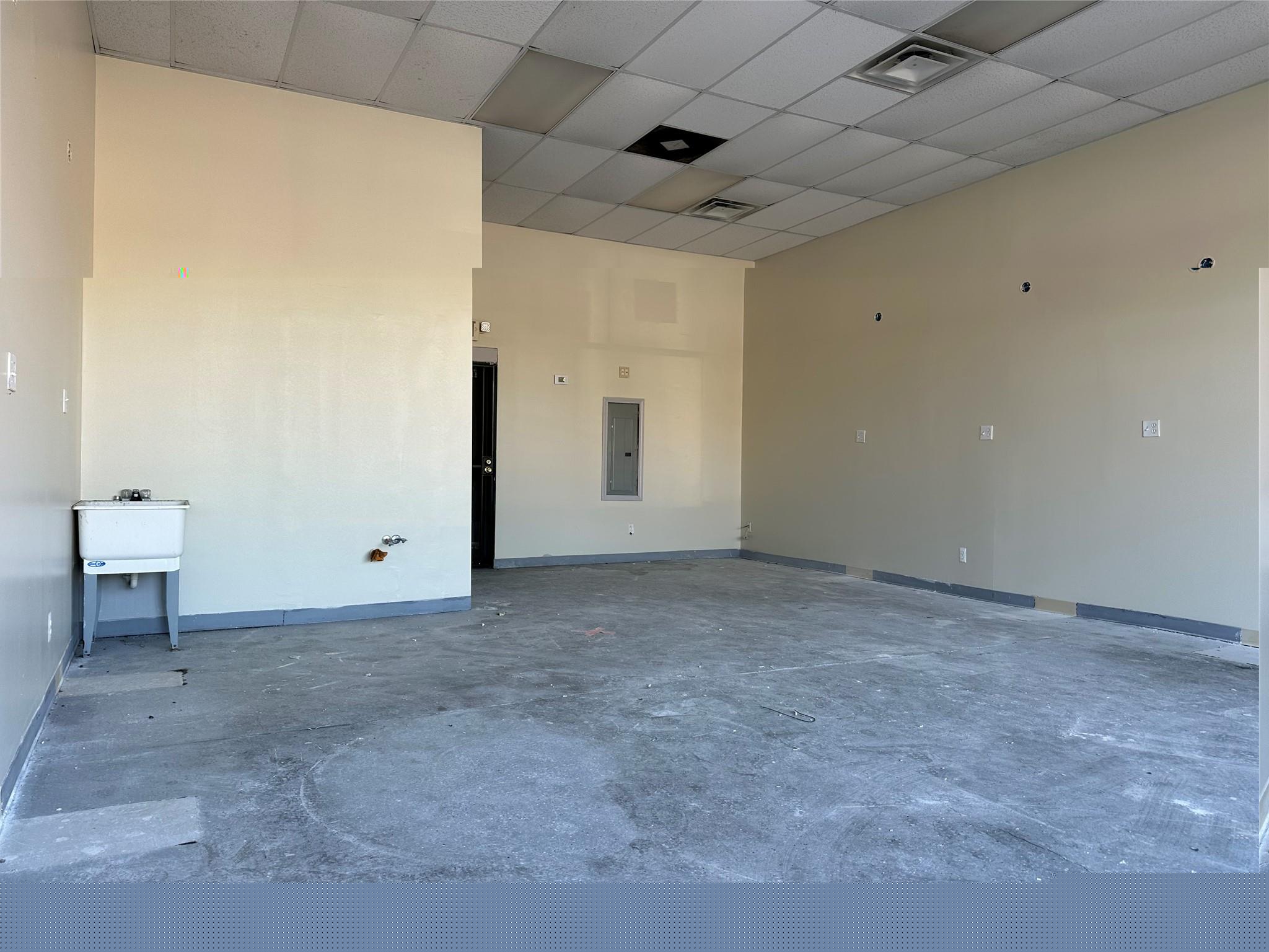 16331 W 7 MILE RD Road