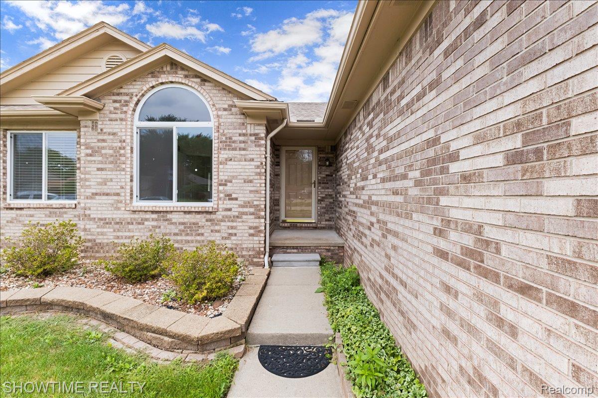 46132 Royal Drive