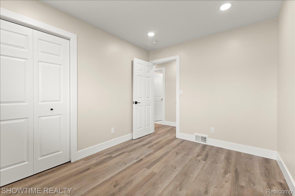 10358 Cloverdale Avenue