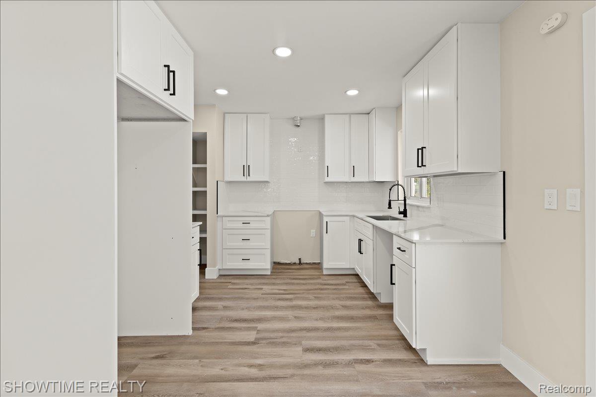 10358 Cloverdale Avenue