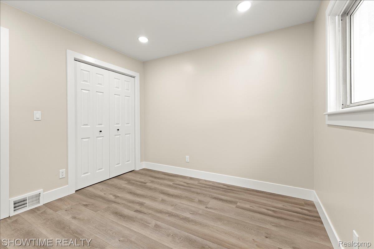 10358 Cloverdale Avenue