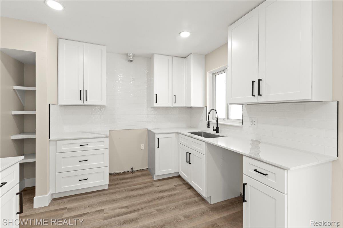 10358 Cloverdale Avenue