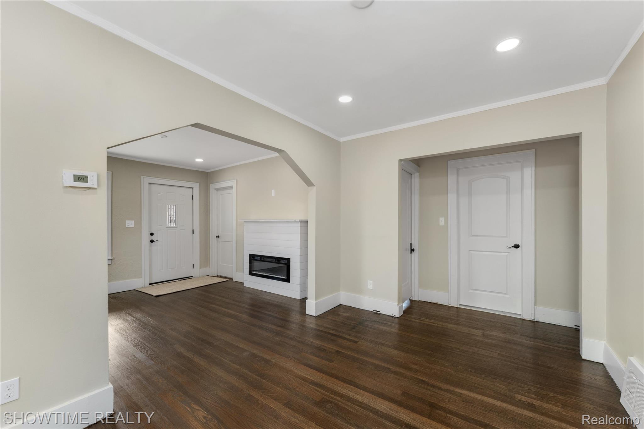 292 W Marshall Street