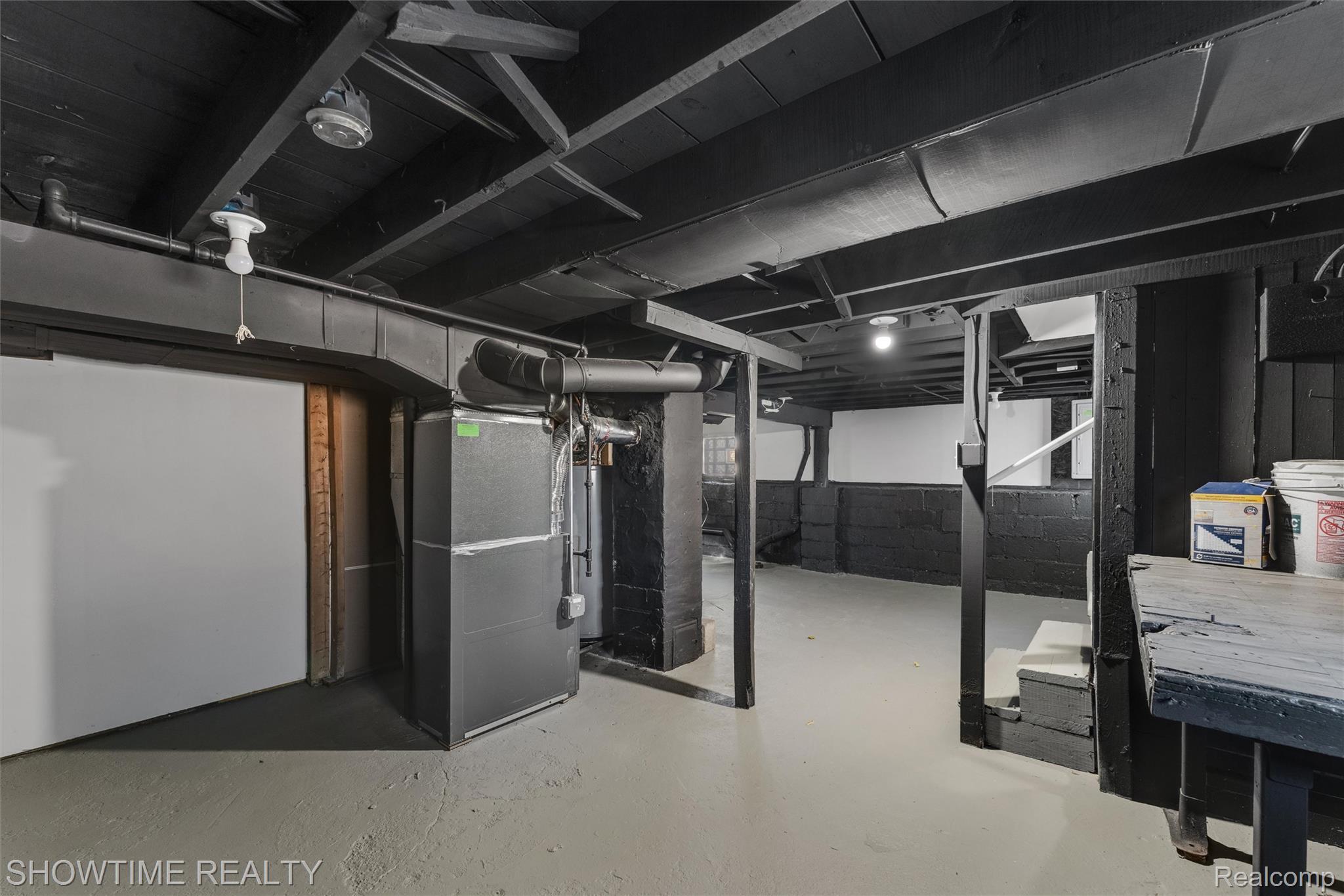 292 W Marshall Street