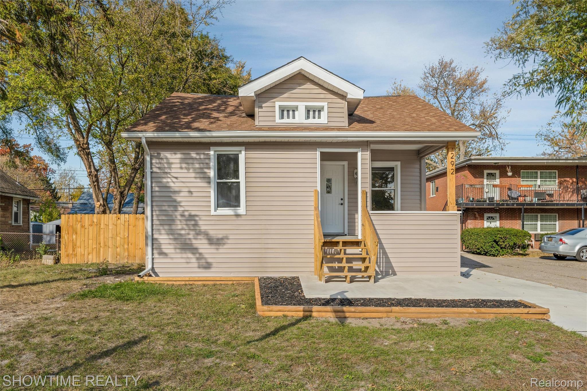 292 W Marshall Street