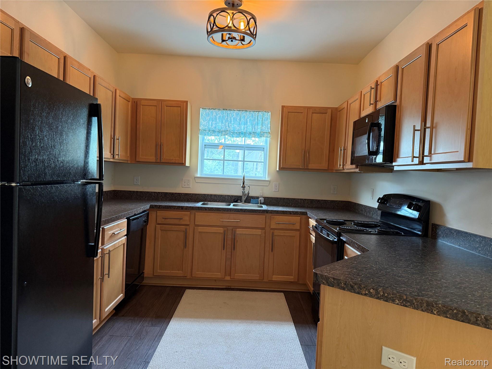 25938 MARITIME Circle S