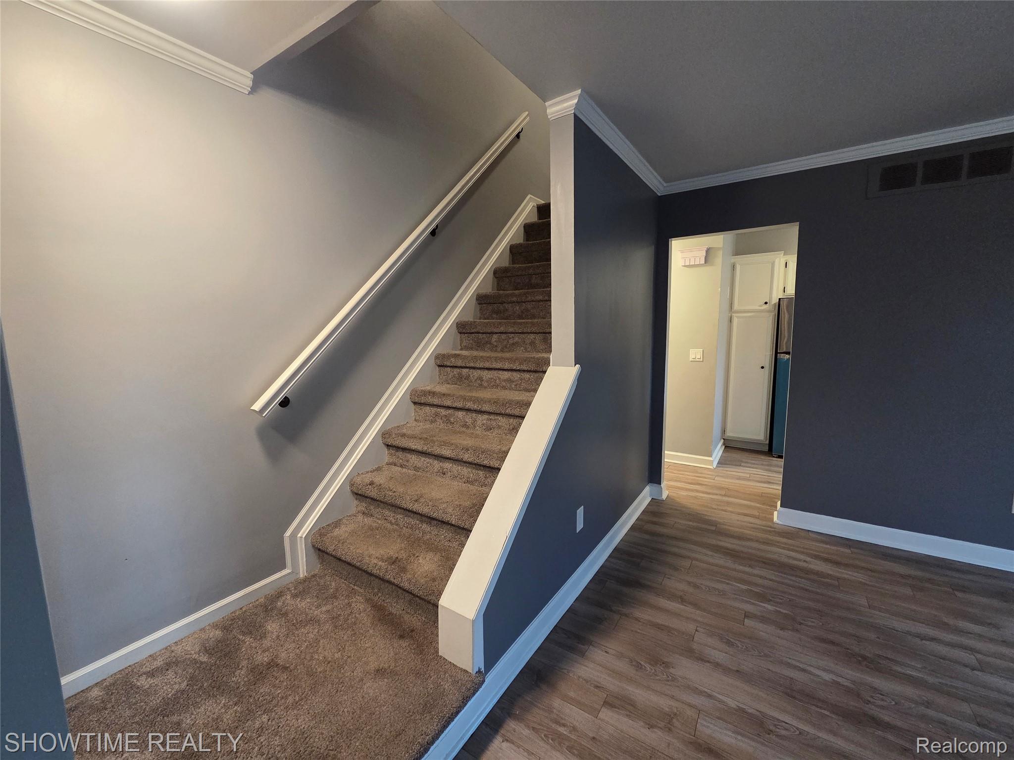 15814 Newport Drive