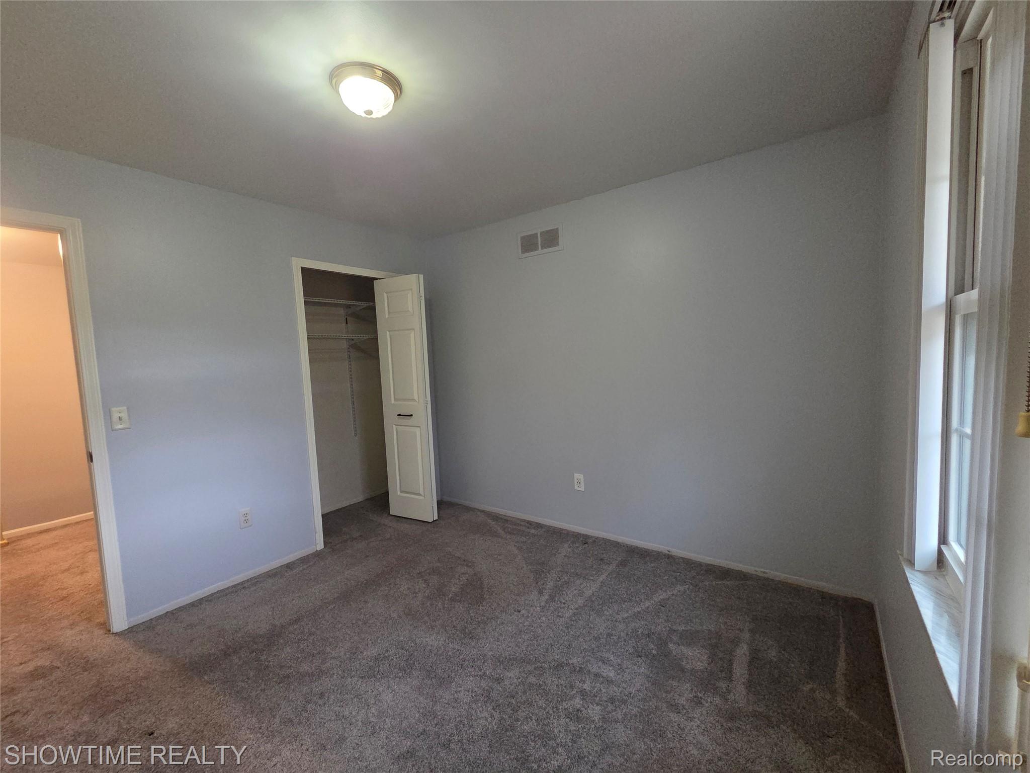 15814 Newport Drive
