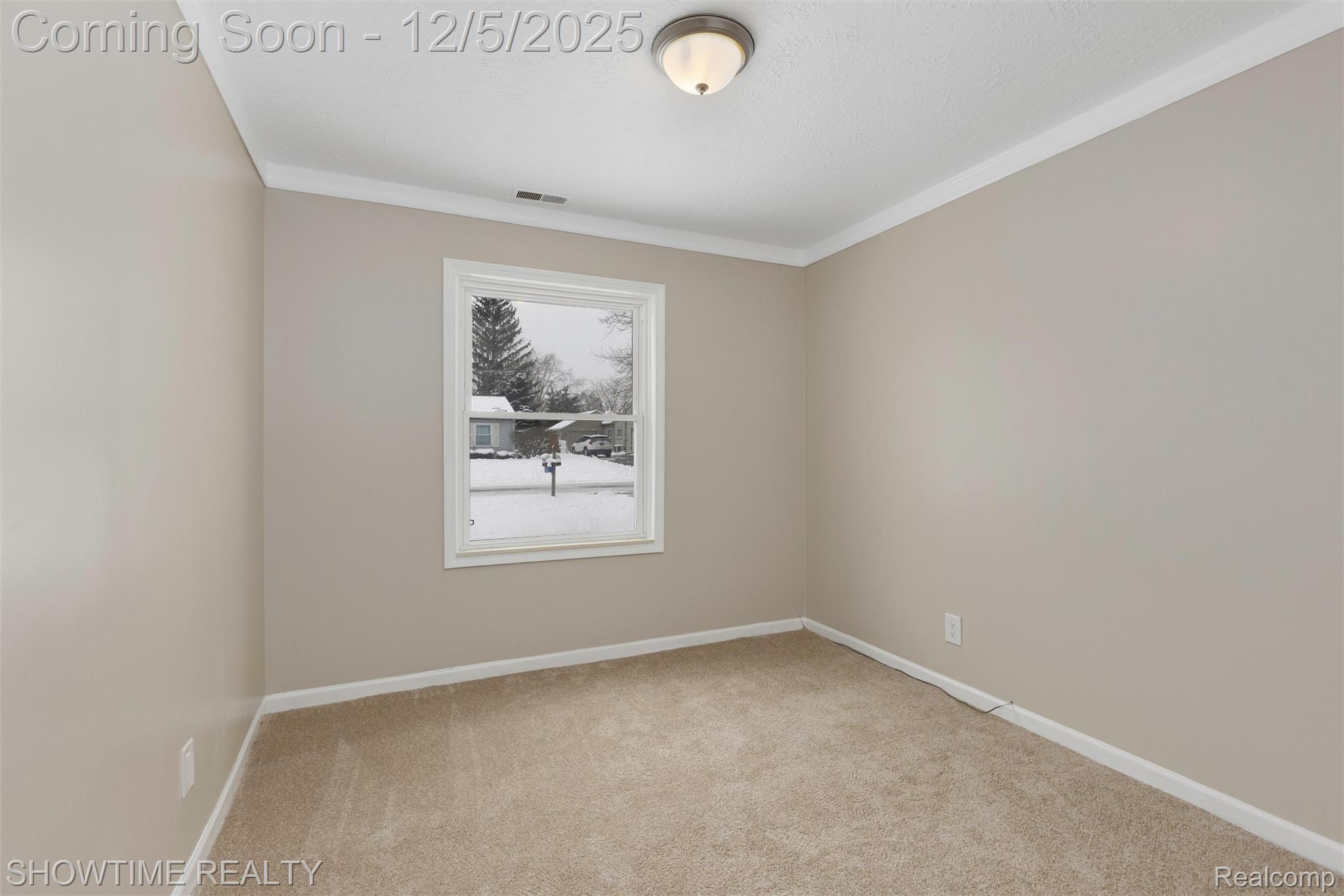 3909 Queensbury Road