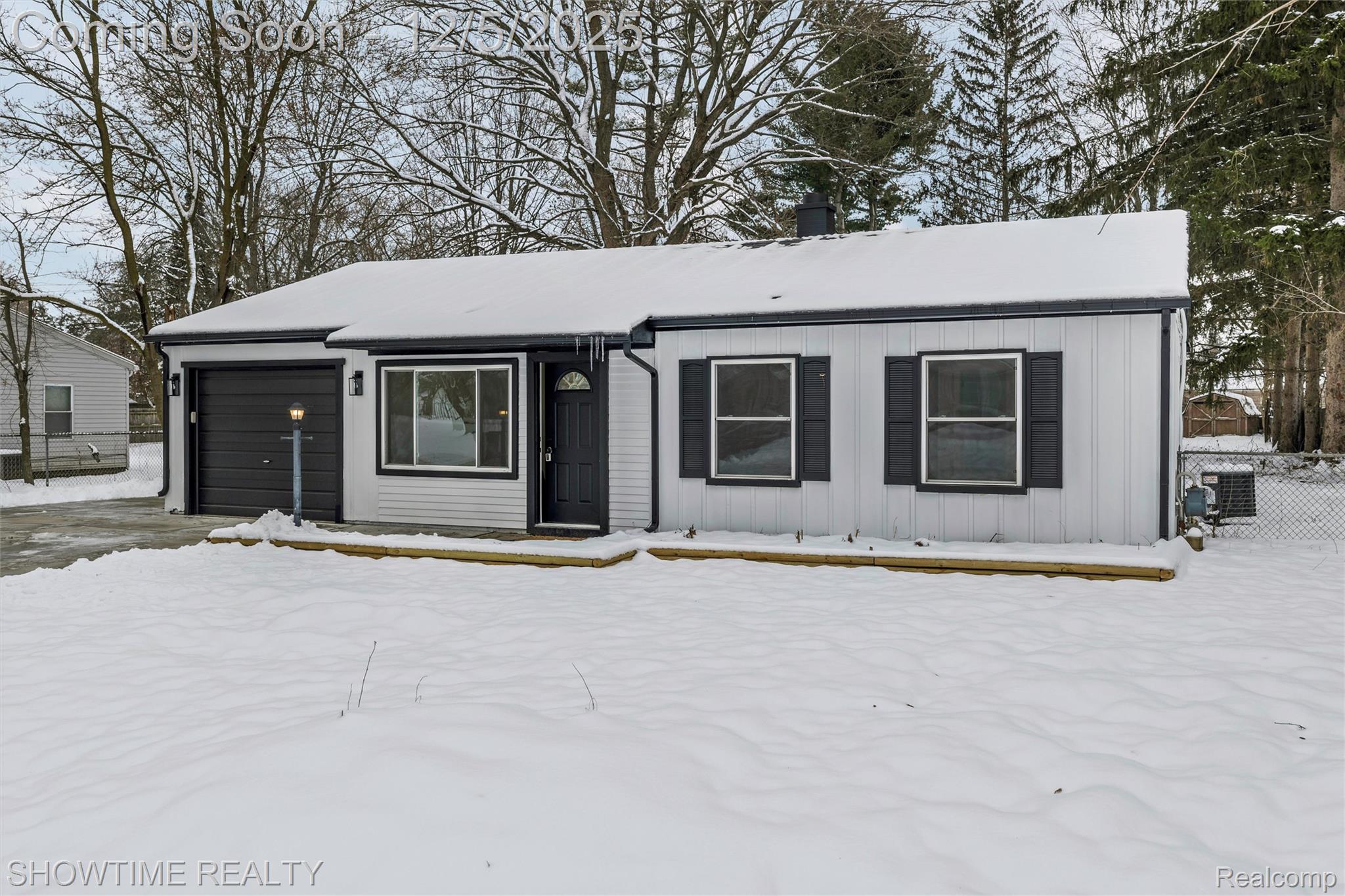 3909 Queensbury Road