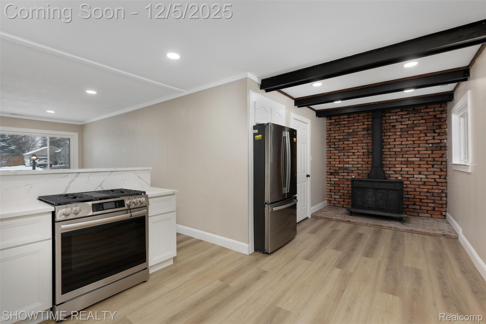 3909 Queensbury Road