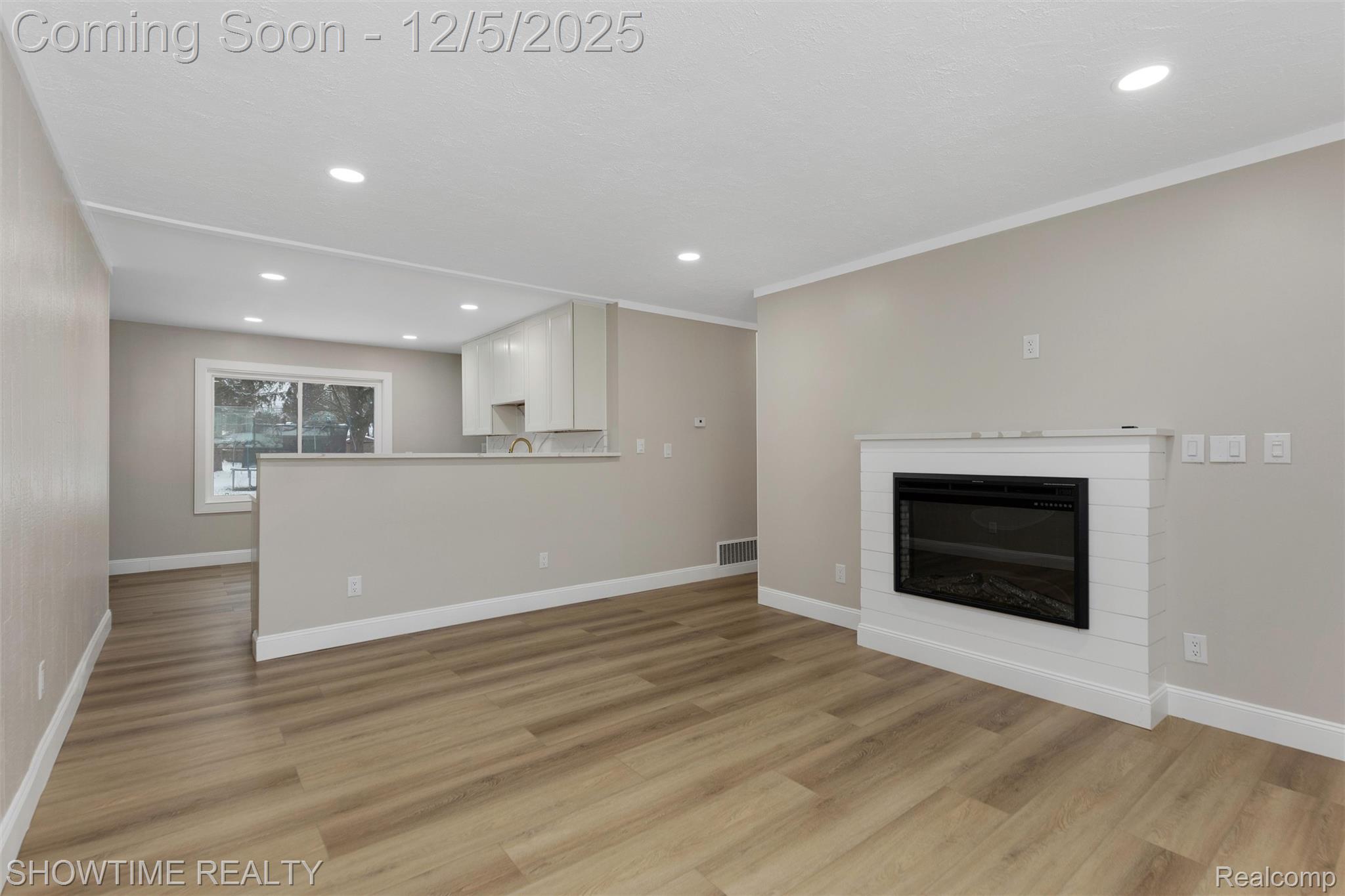 3909 Queensbury Road