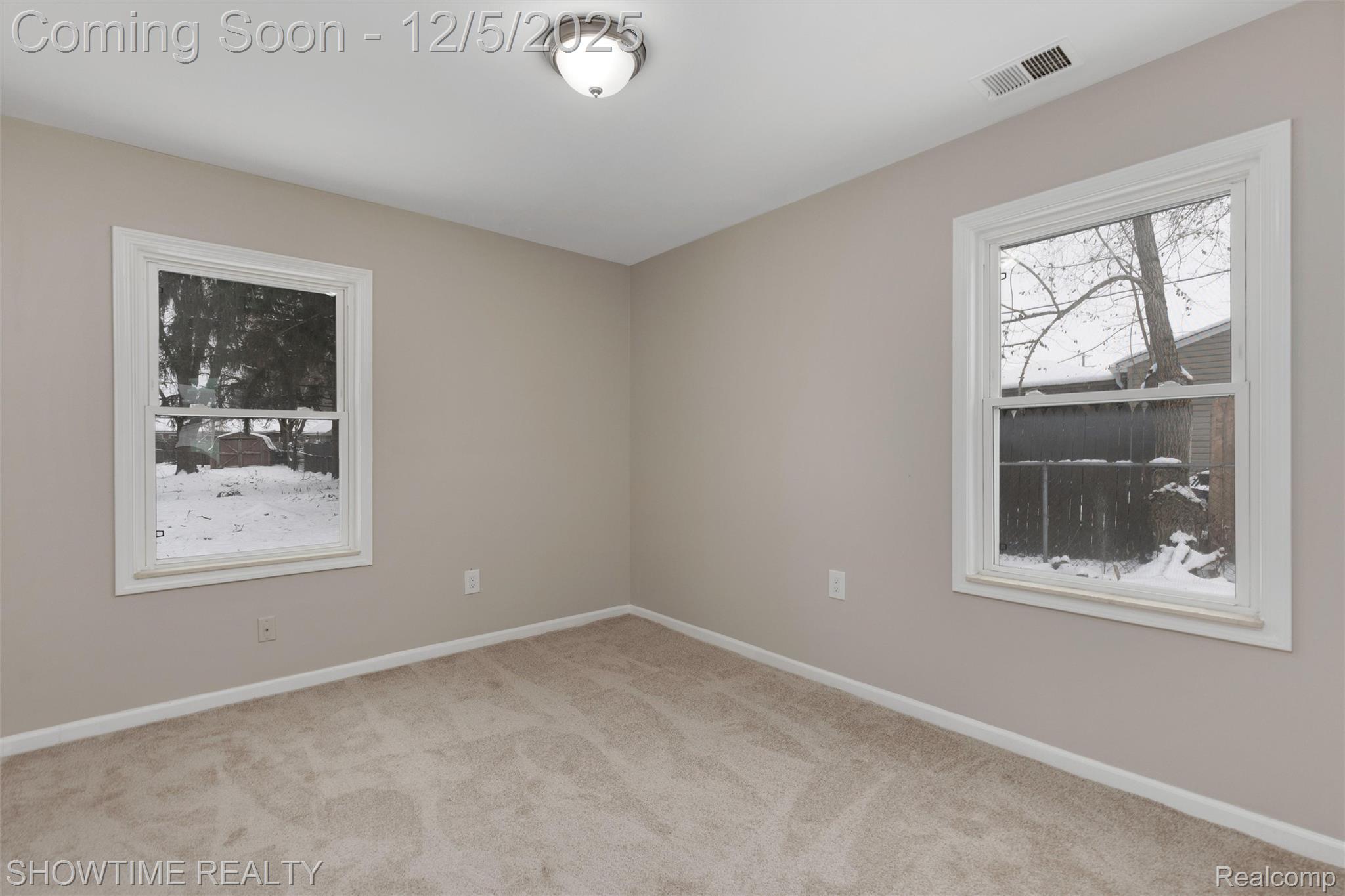 3909 Queensbury Road