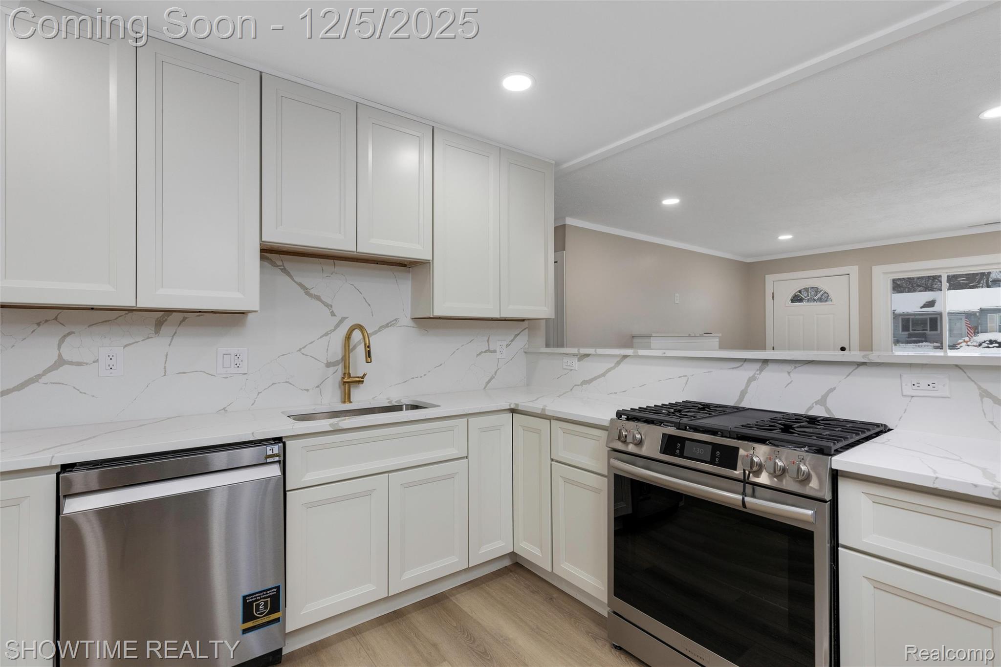 3909 Queensbury Road