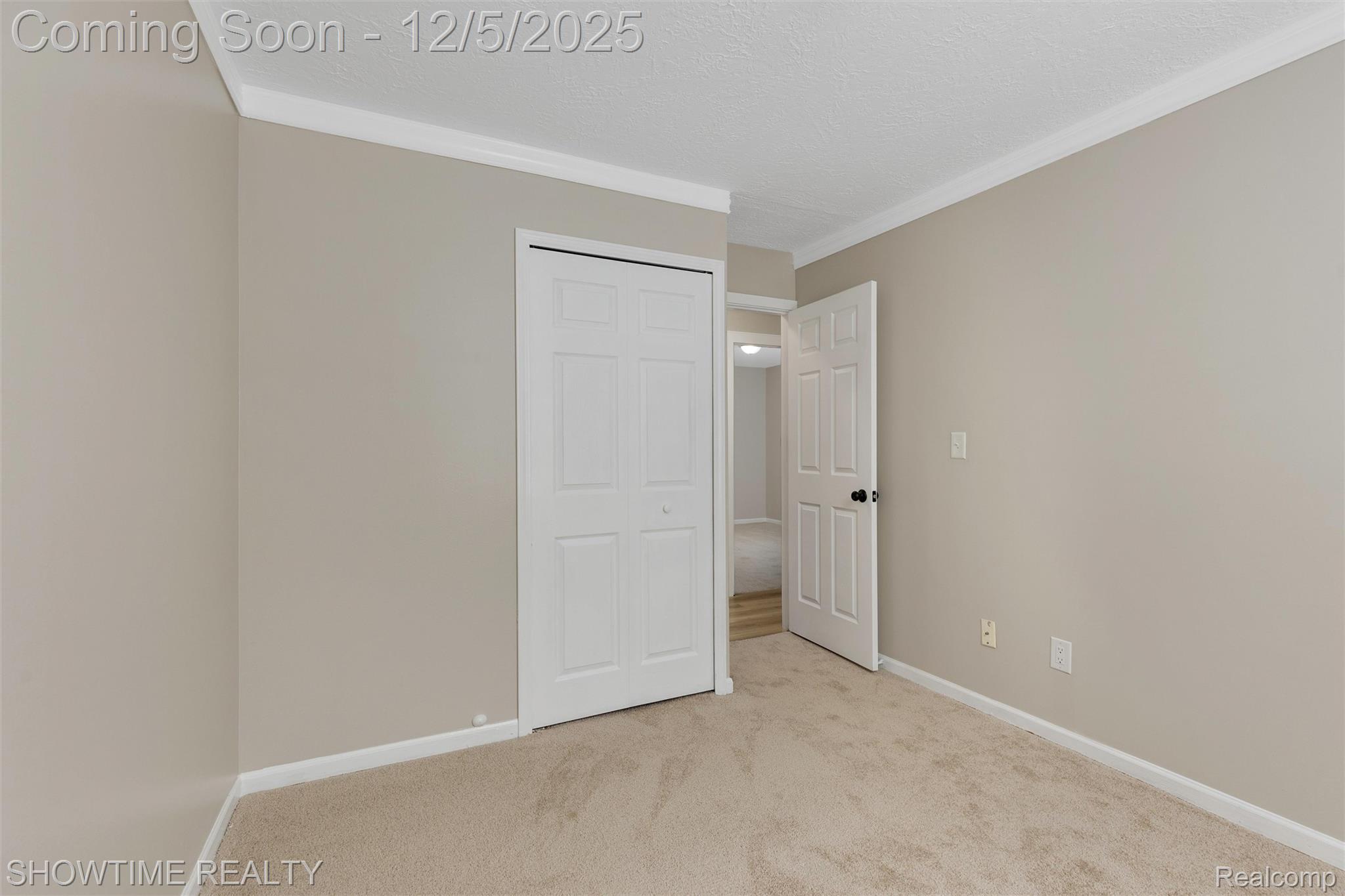 3909 Queensbury Road