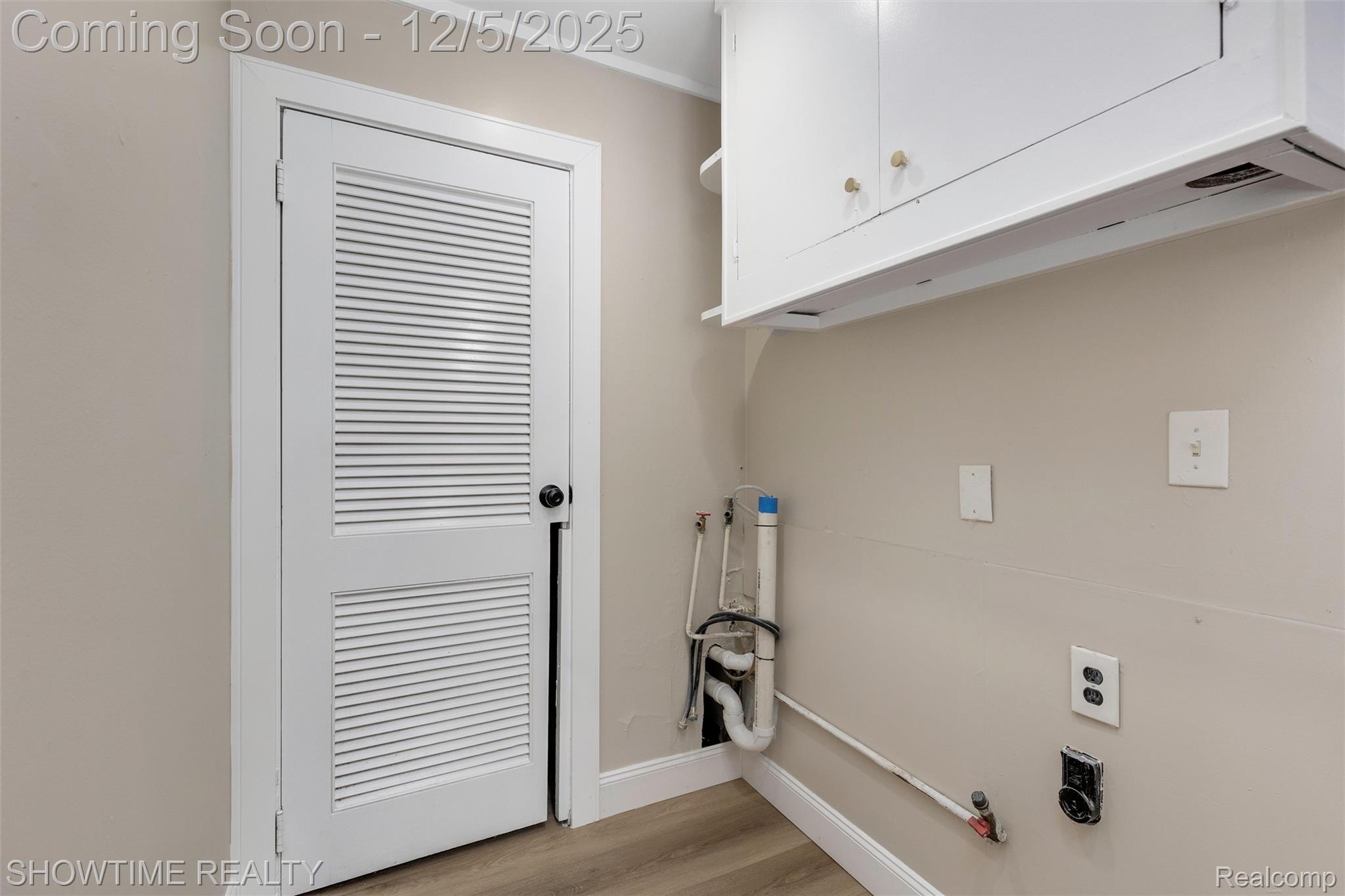 3909 Queensbury Road