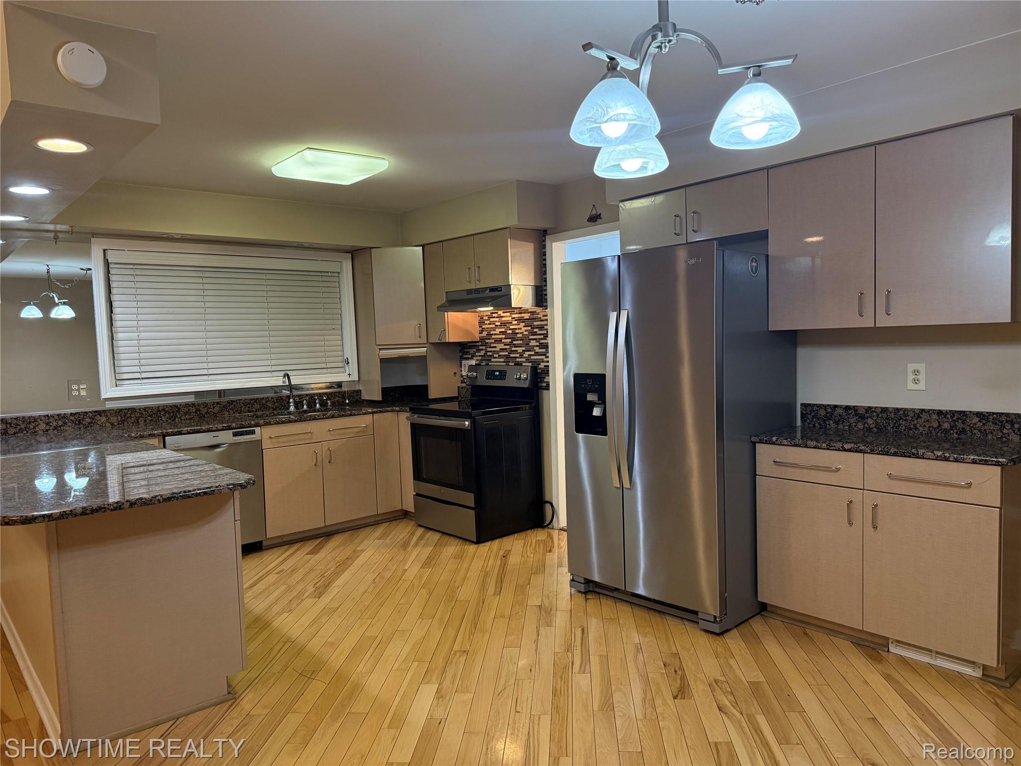 2829 Garrison Drive