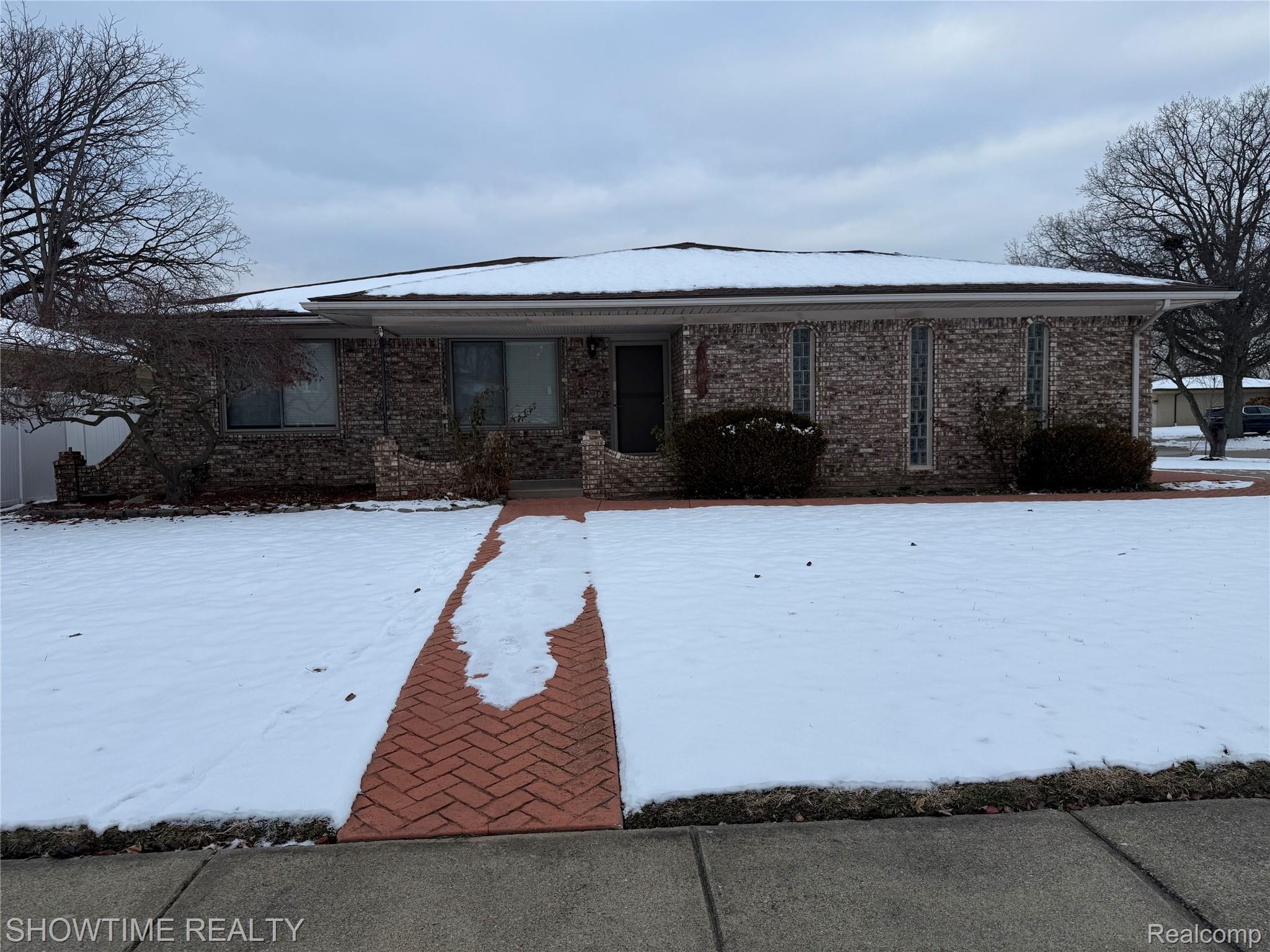 2829 Garrison Drive
