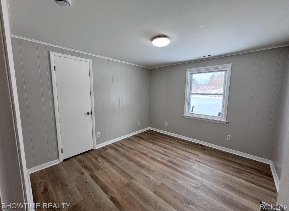 654 N BLACKS CORNERS Road