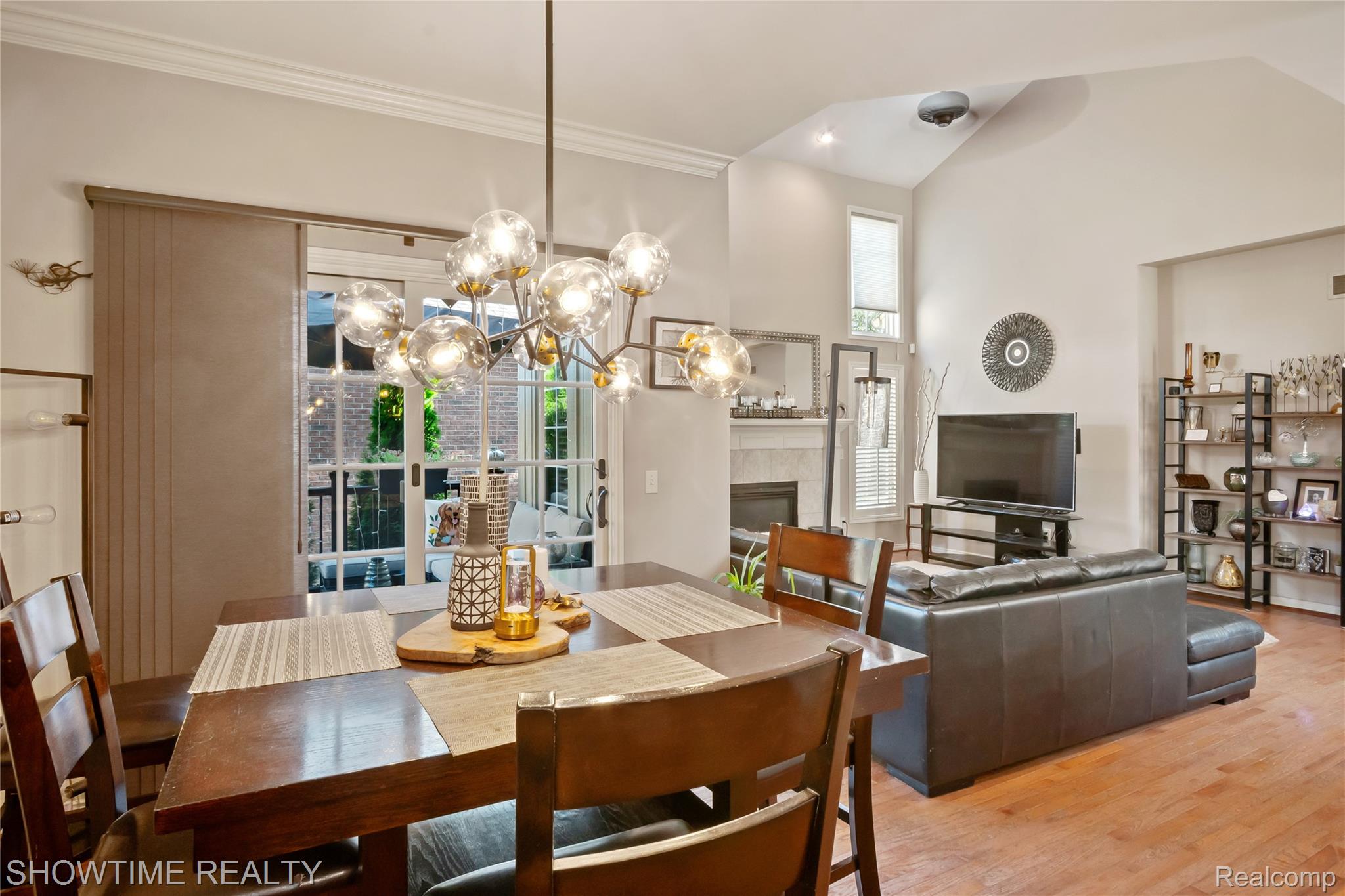 4341 Summer Place