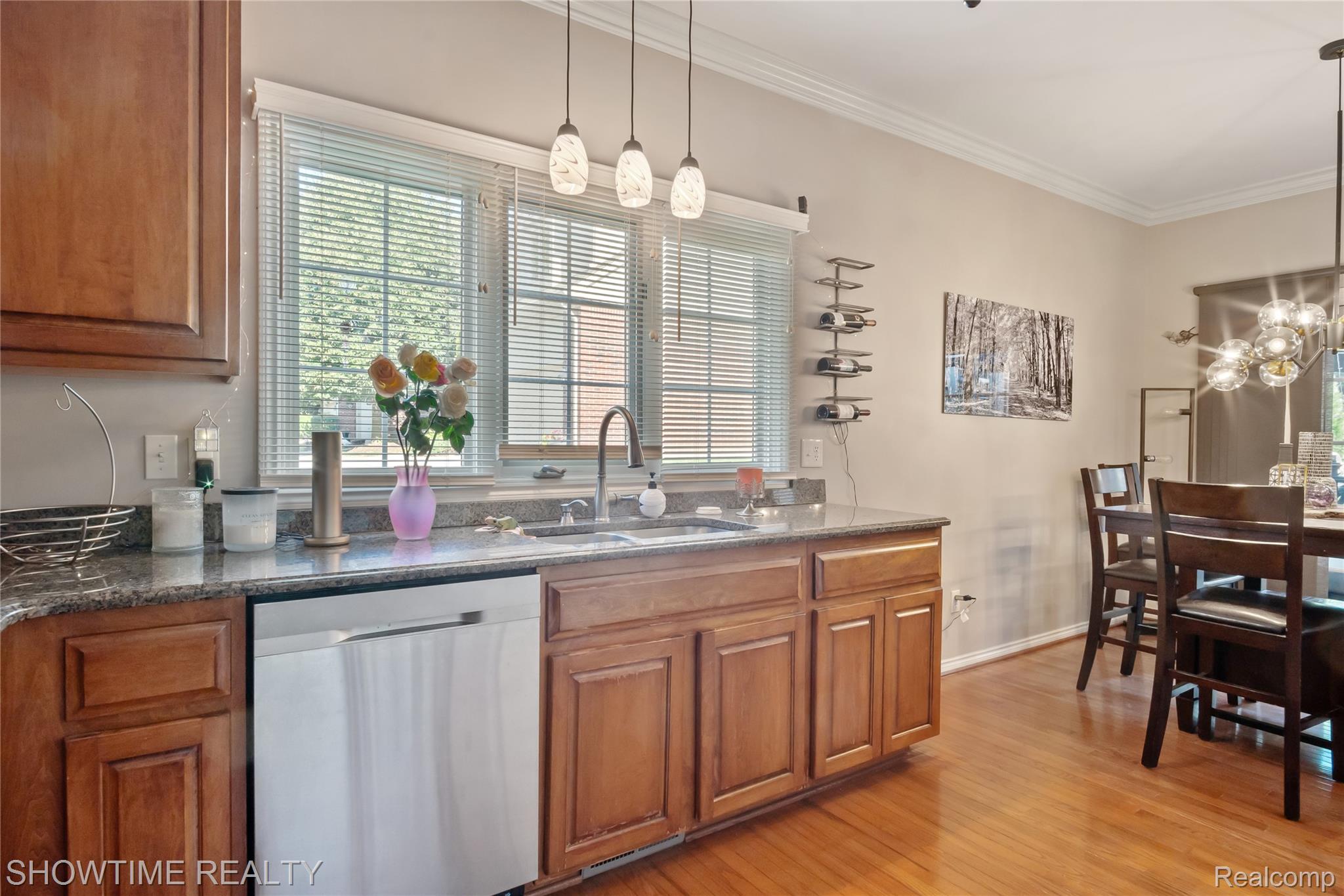 4341 Summer Place