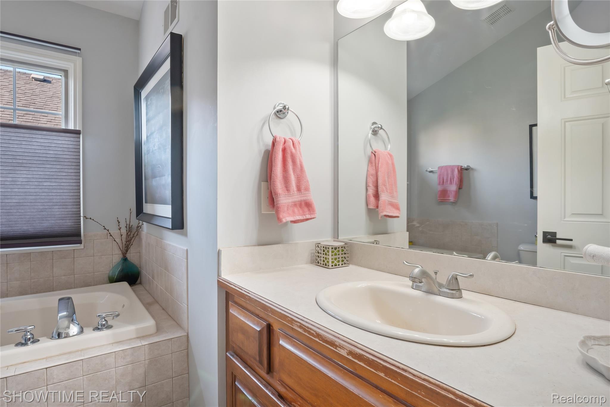 4341 Summer Place