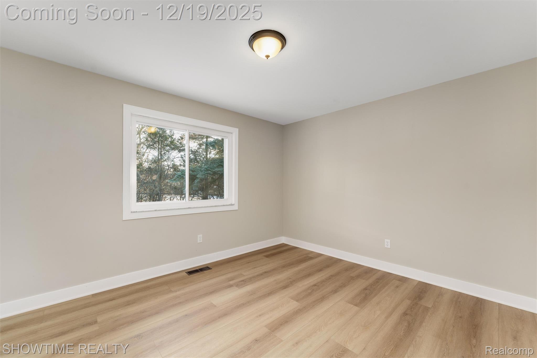 24235 Wildbrook Court