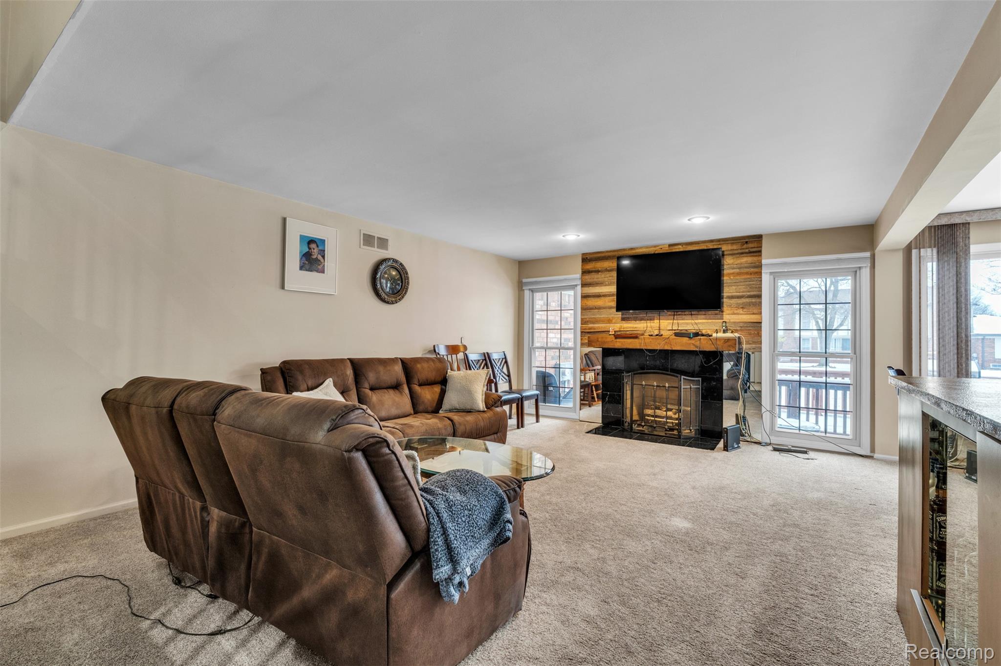 49285 Ashley Court