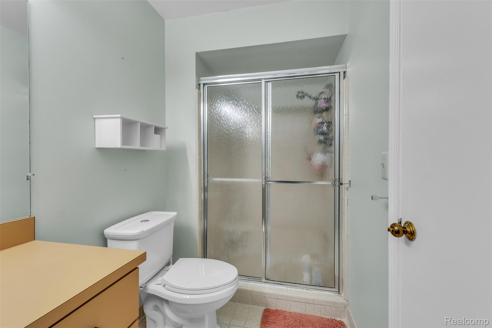 49285 Ashley Court