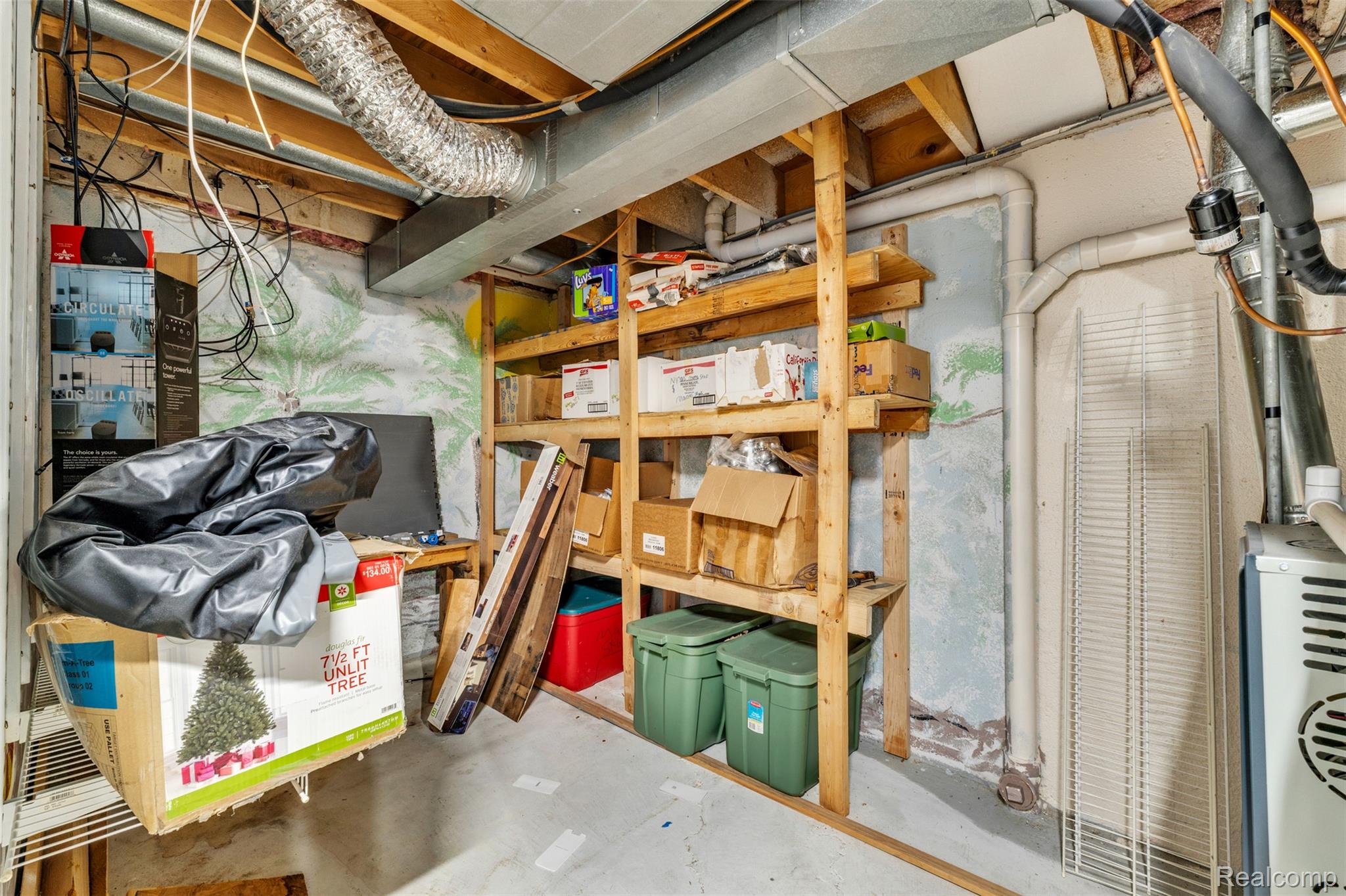 49285 Ashley Court