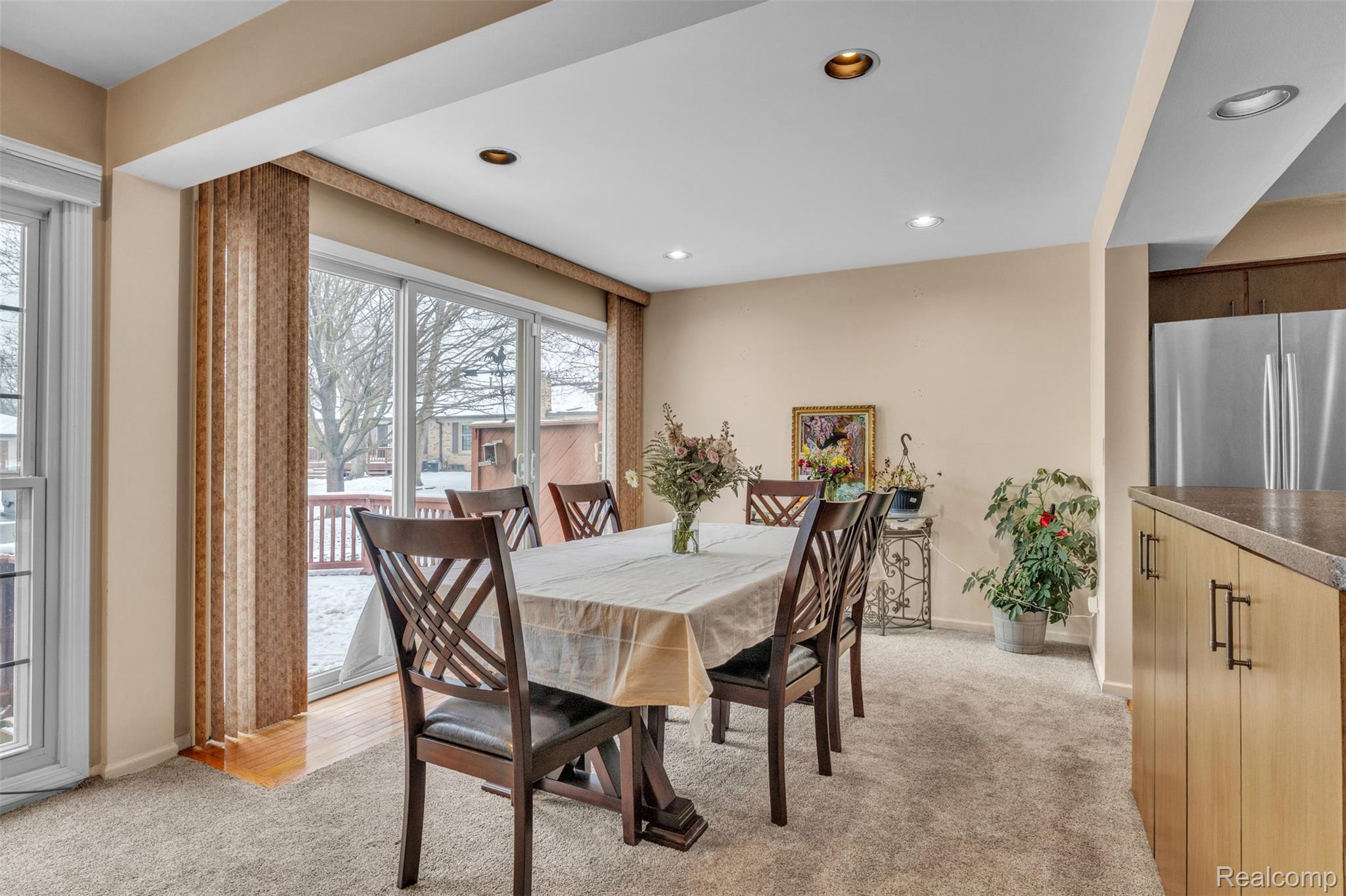 49285 Ashley Court