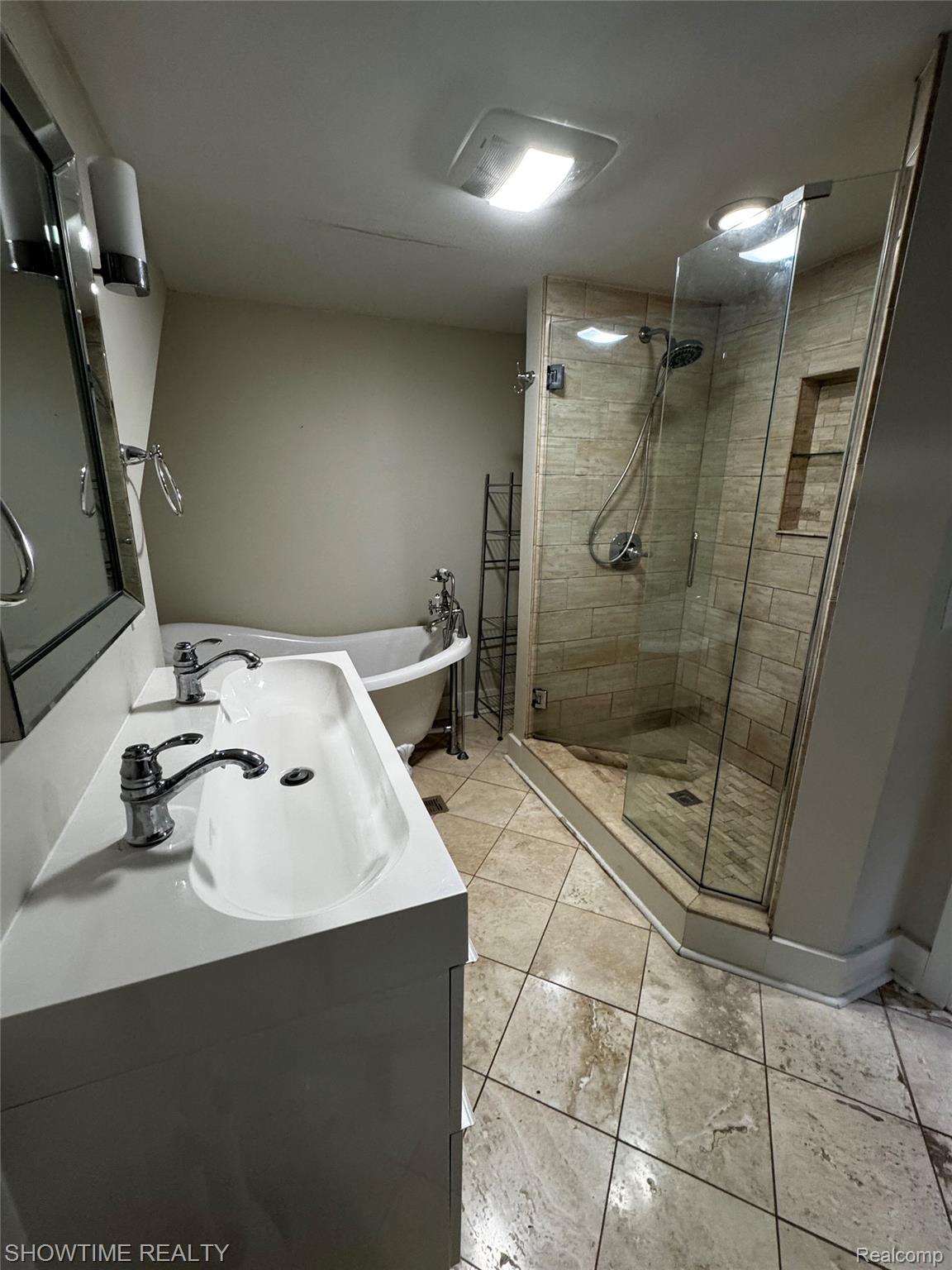 516 N Alexander Avenue