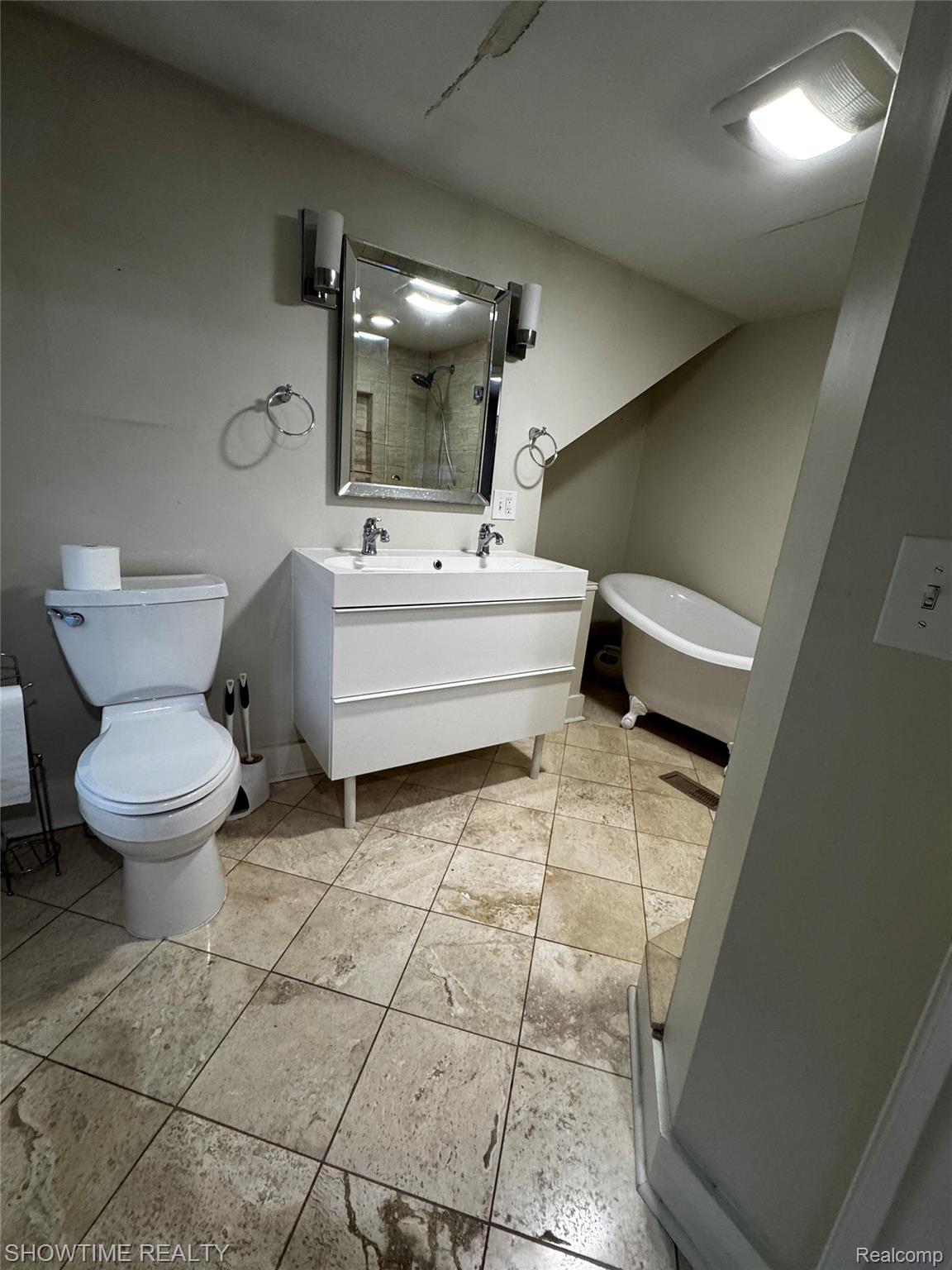 516 N Alexander Avenue