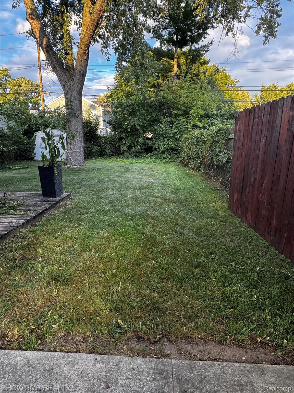 516 N Alexander Avenue