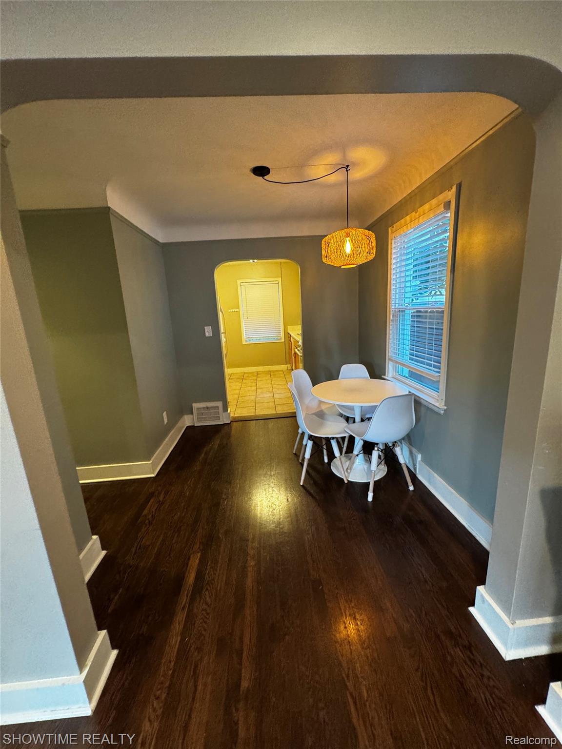 516 N Alexander Avenue