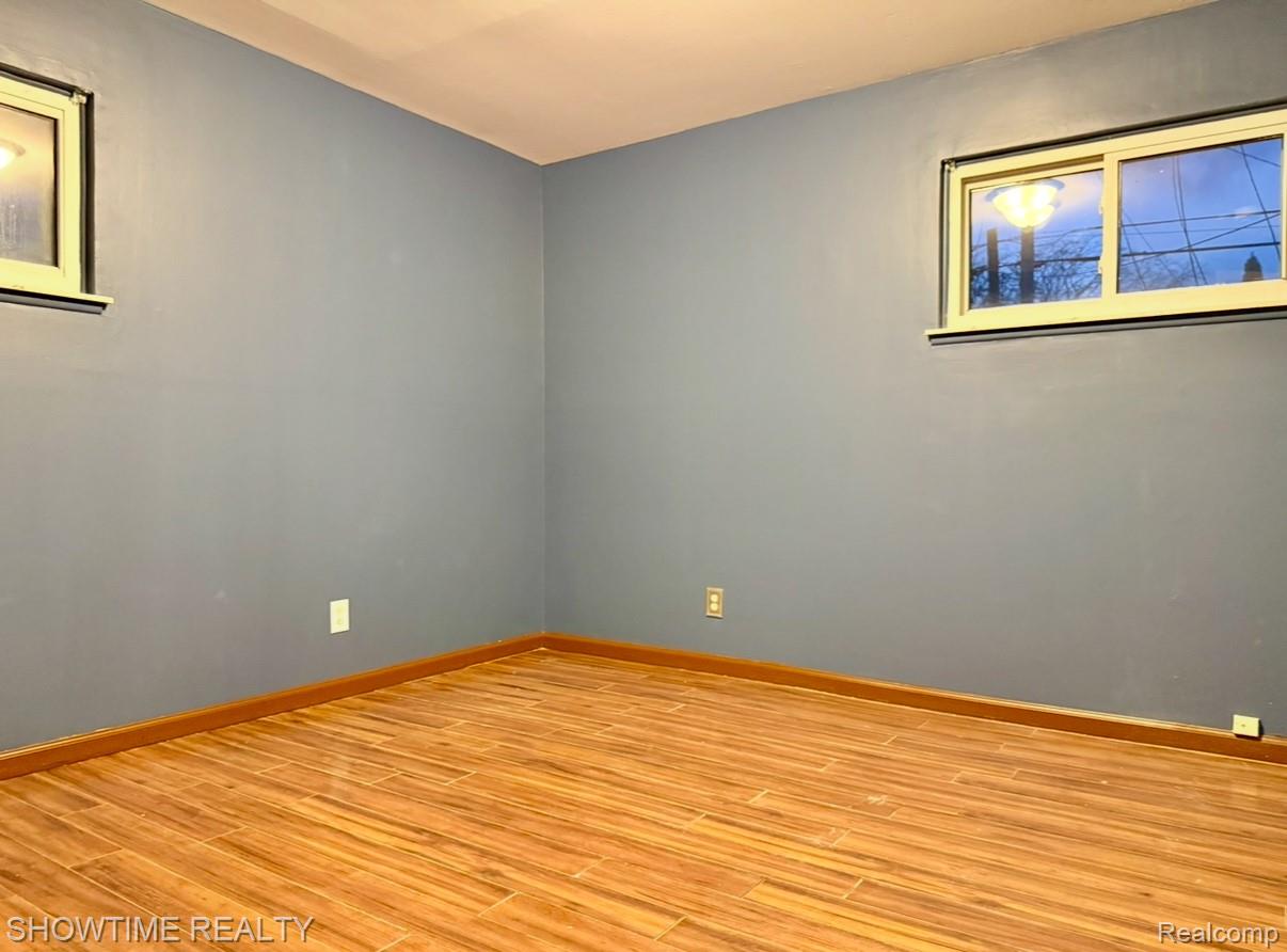 26261 Linwood Street