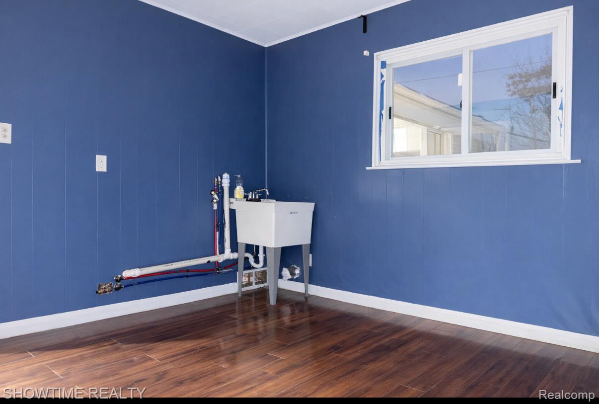 26261 Linwood Street