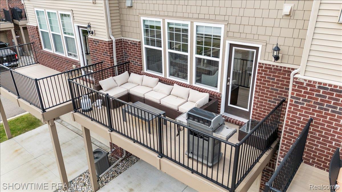 2734 Helmsdale Circle