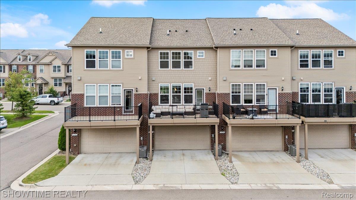 2734 Helmsdale Circle