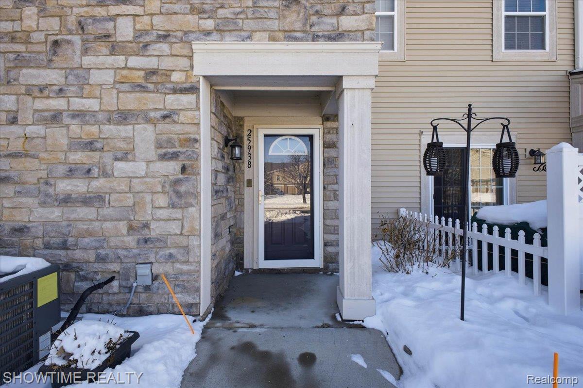 25938 MARITIME Circle S