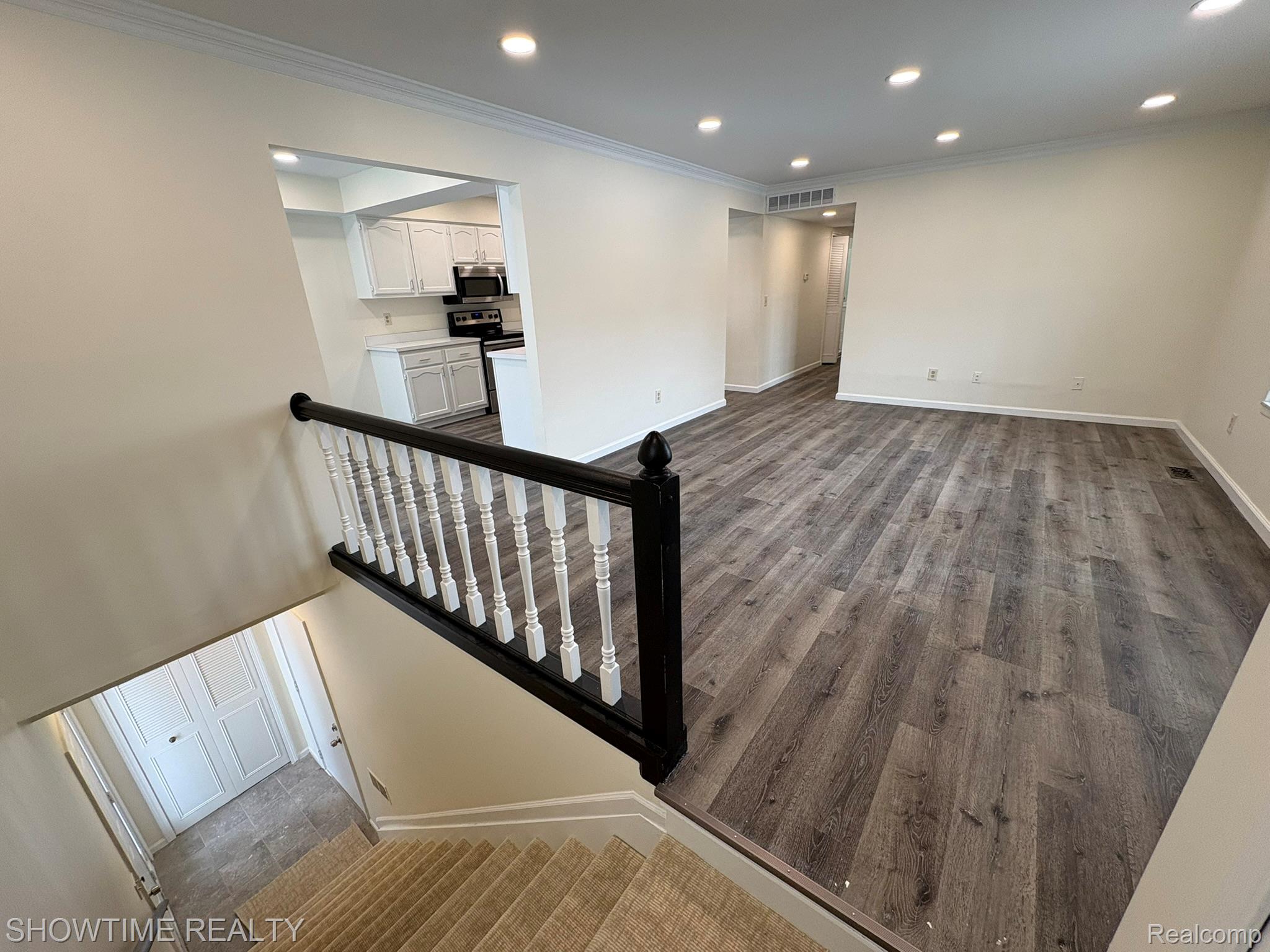 143 Meadow Lane Circle