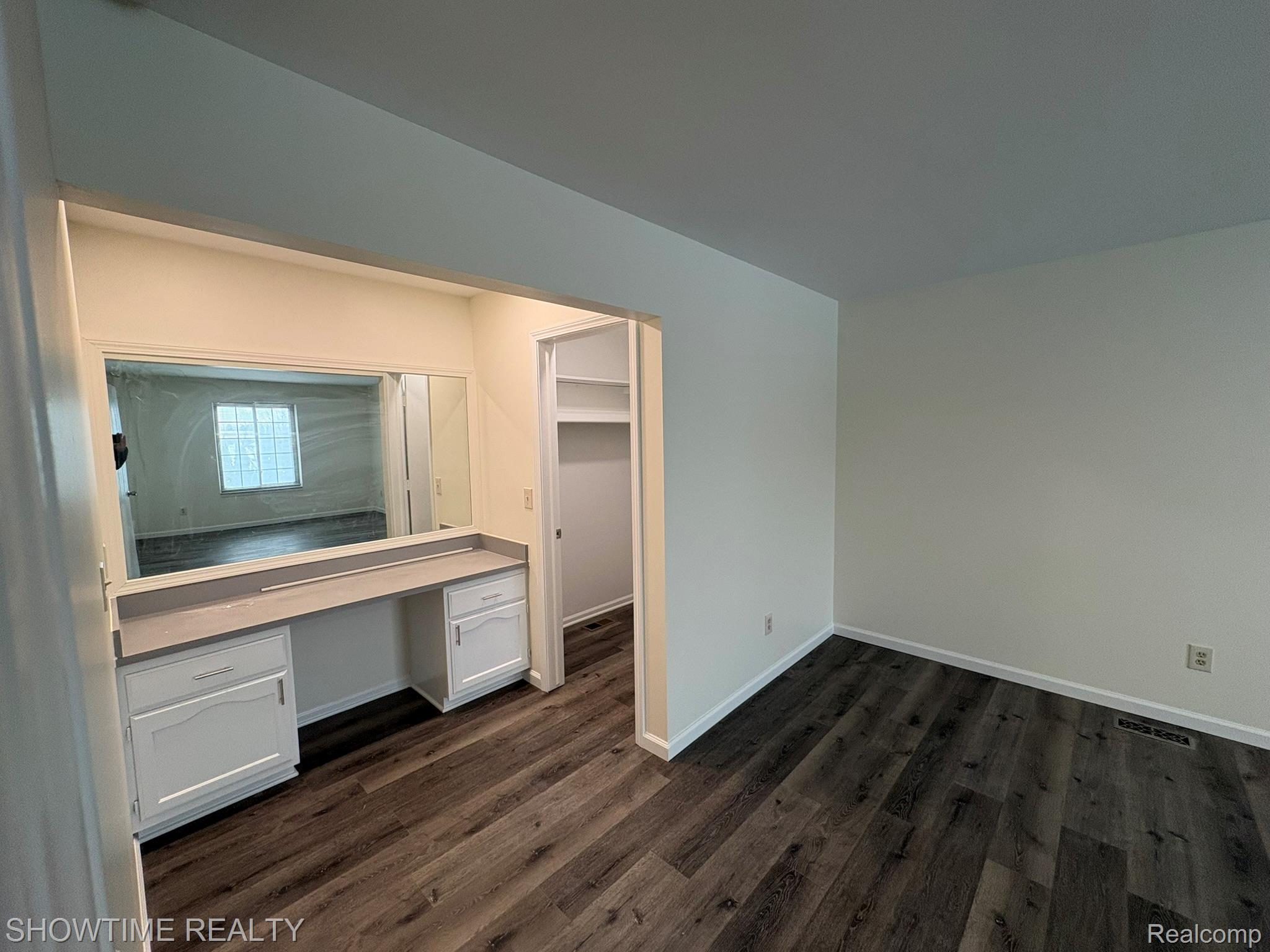 143 Meadow Lane Circle