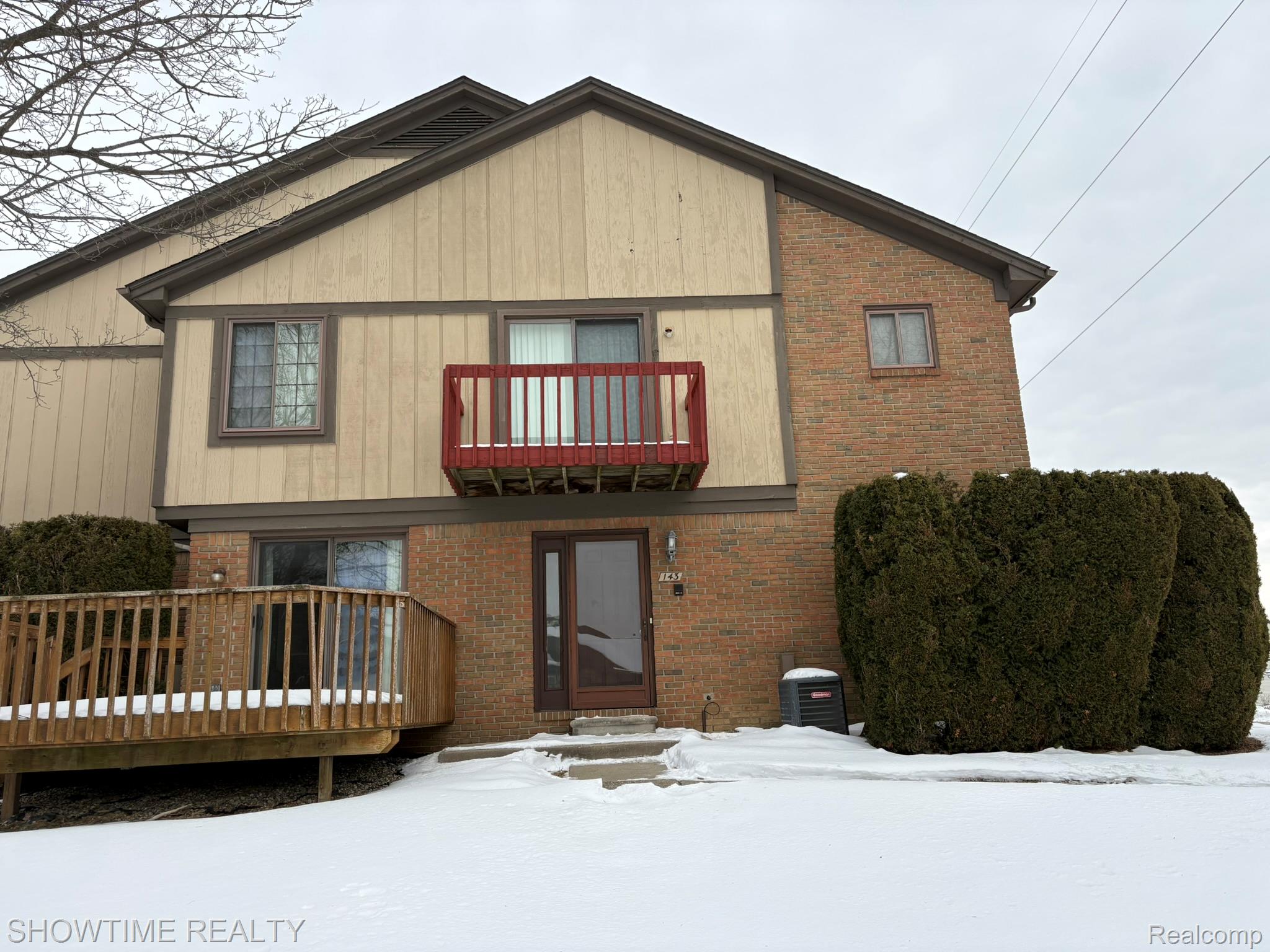 143 Meadow Lane Circle