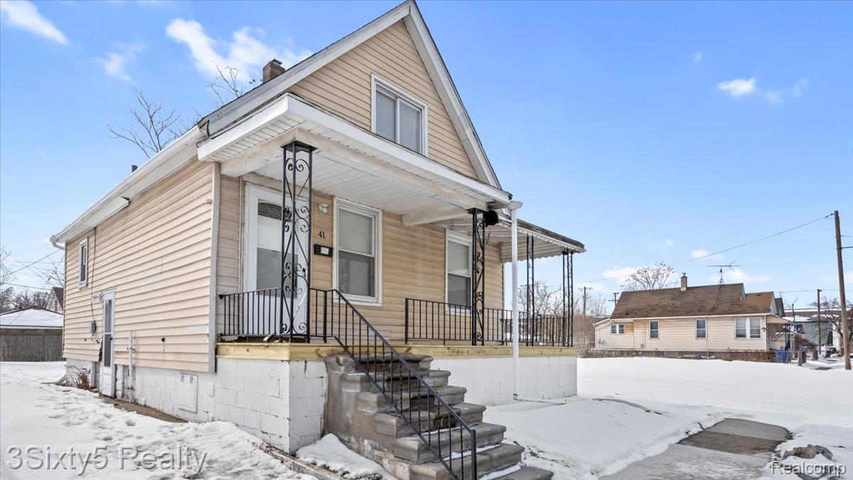 41 Le Blanc Street