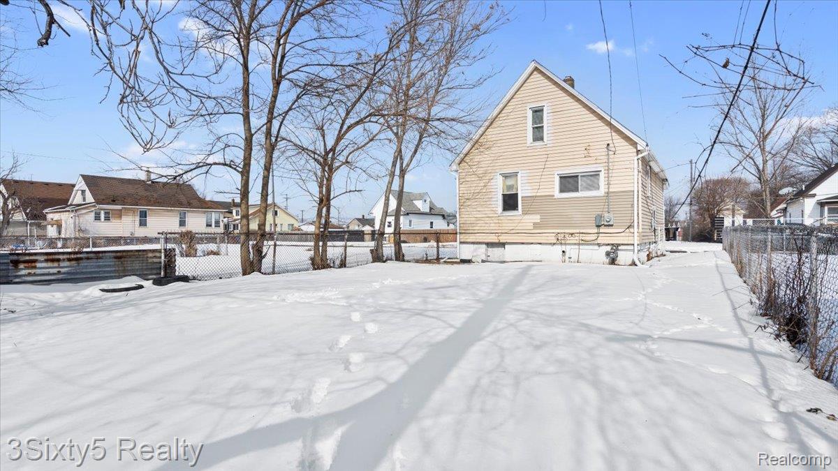 41 Le Blanc Street