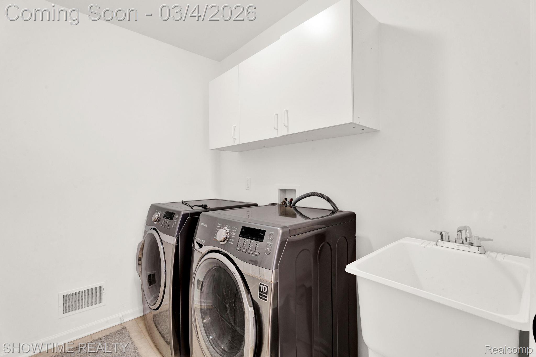 33560 Lamparter Drive