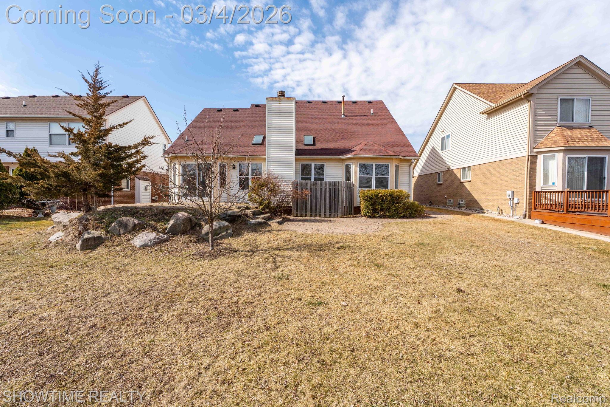 33560 Lamparter Drive