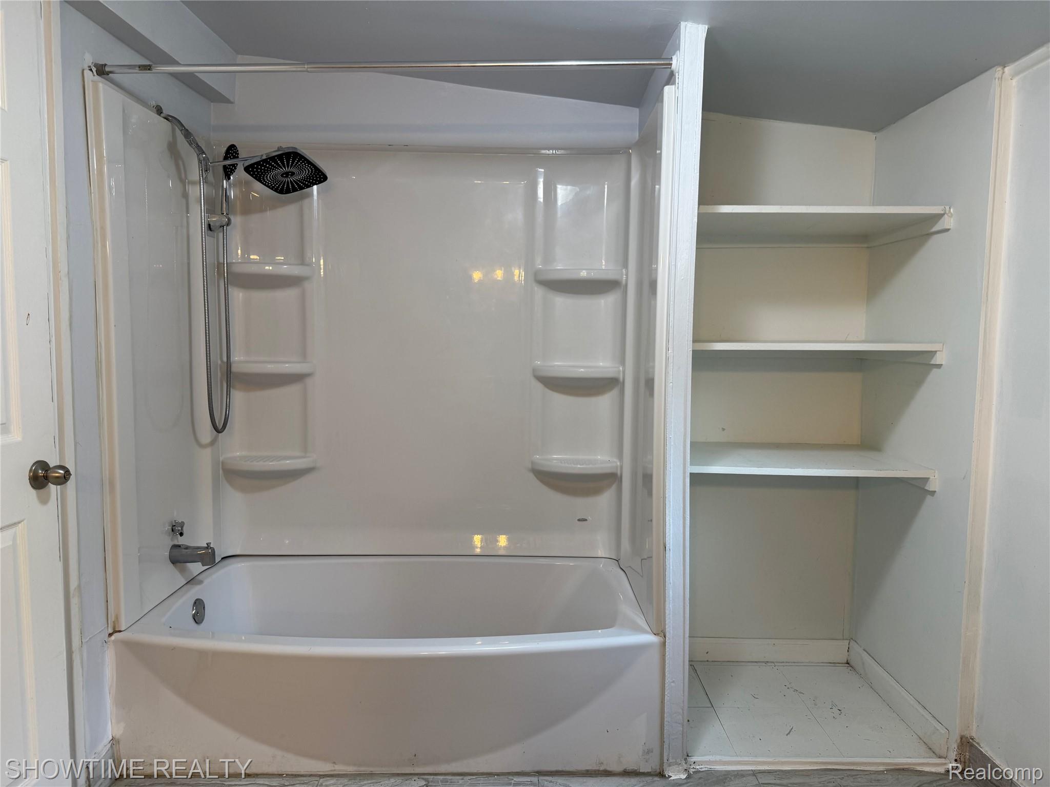 30486 Groveland Street